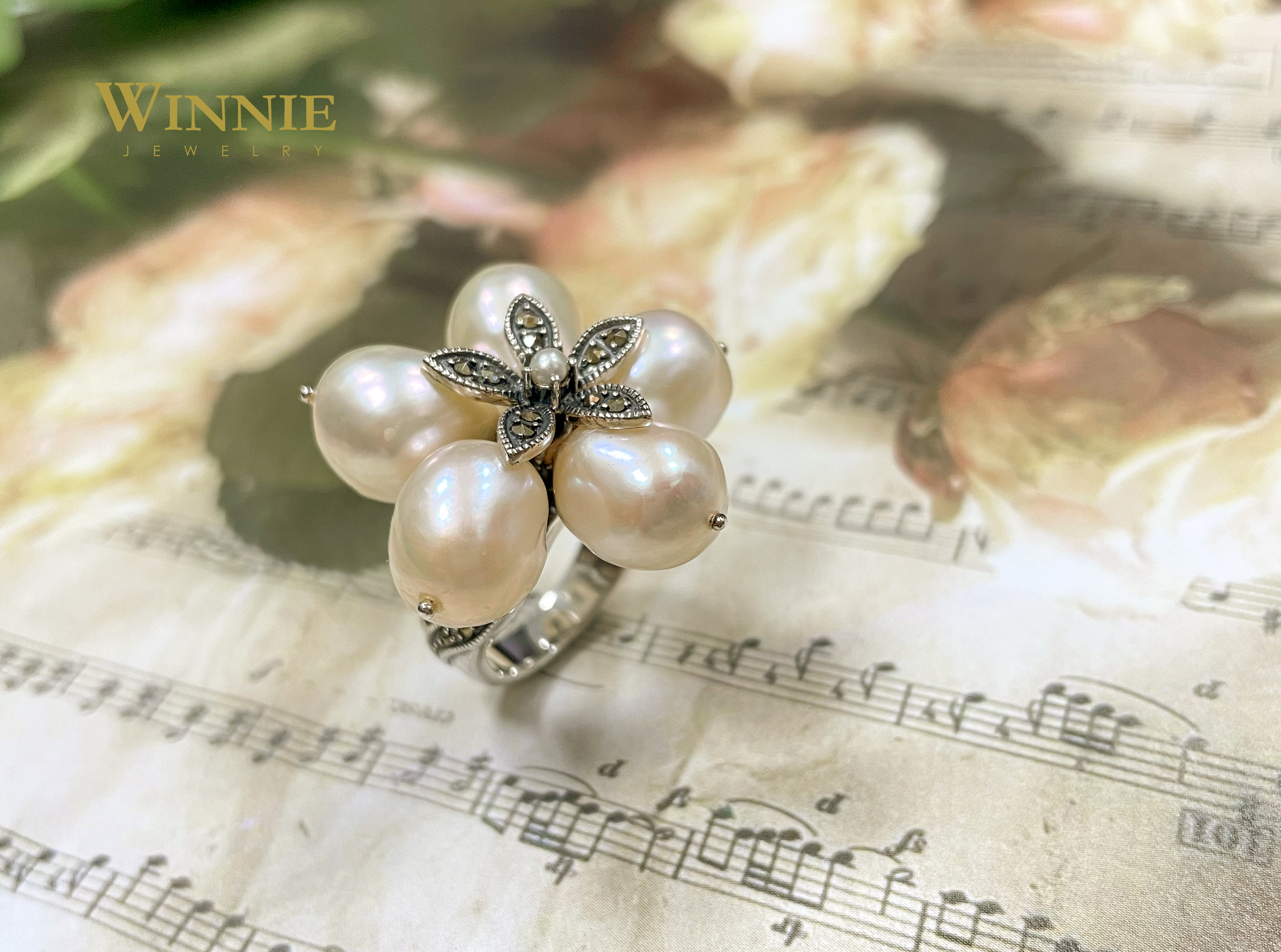 珍珠花朵戒指OP1901