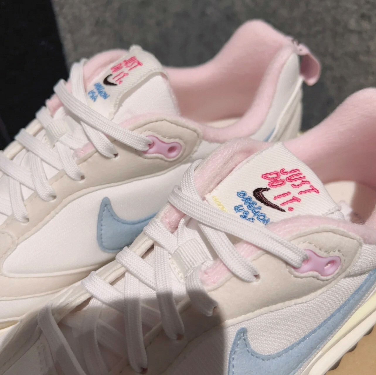 Nike air max dawn 粉藍氣墊女款FN3445-141