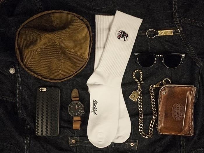 AFTER WORK 側面刺繡系列 黑豹 長襪 白