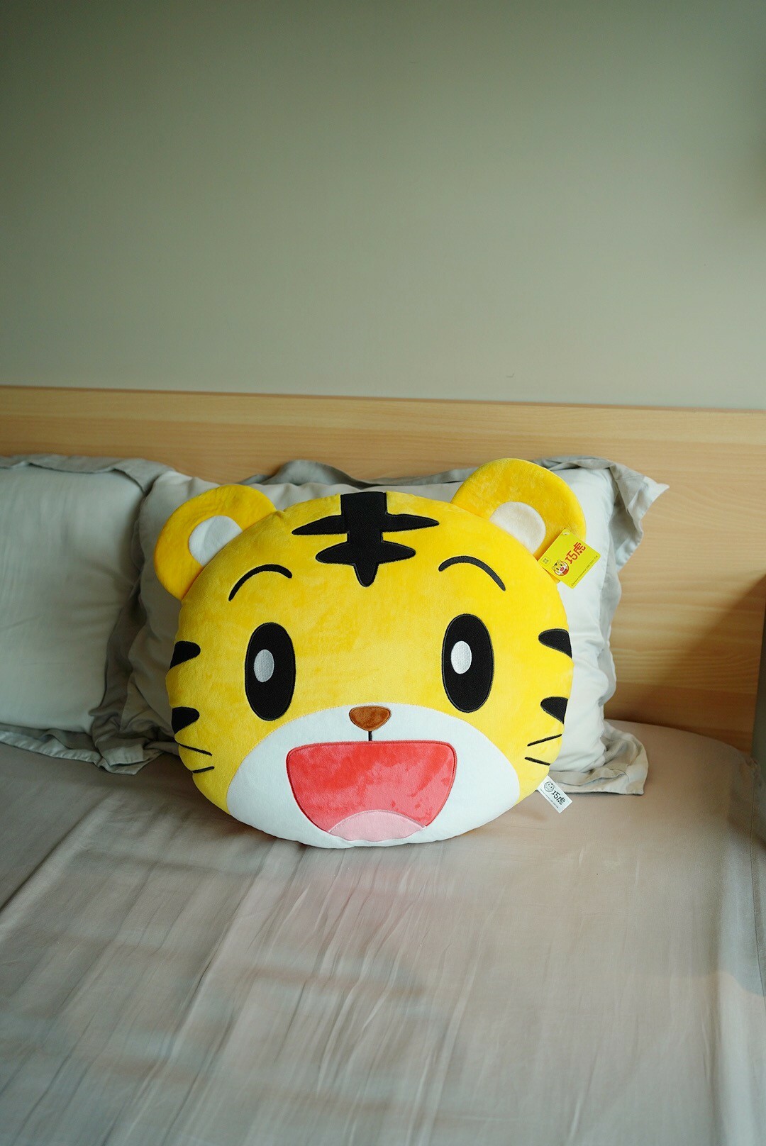 18吋巧虎頭型抱枕