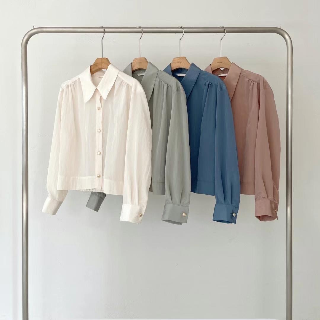 通勤小金鈕皺紋恤衫