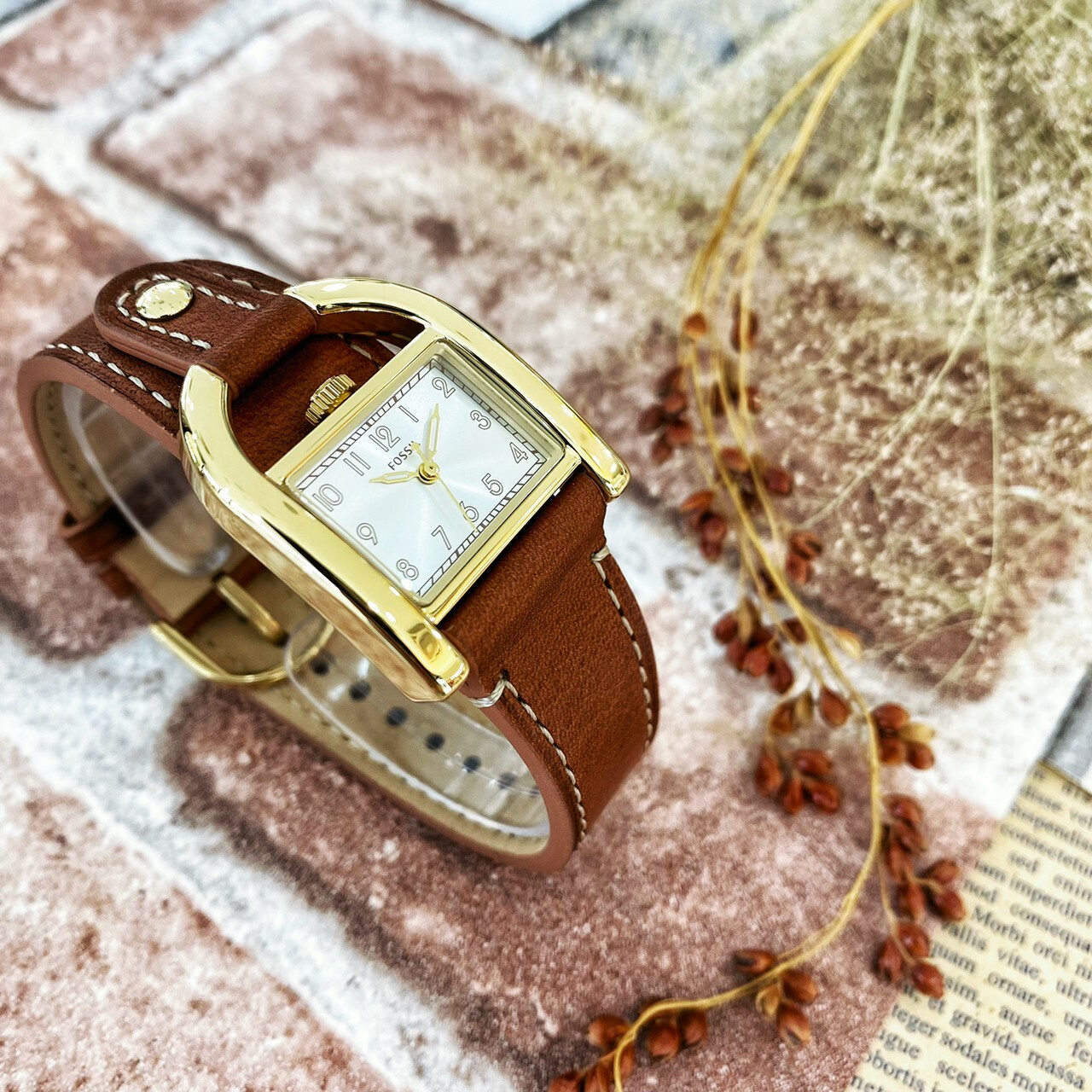 【FOSSIL】Harwell 義式經典馬鞍女錶 ES5264 28mm 現代鐘錶