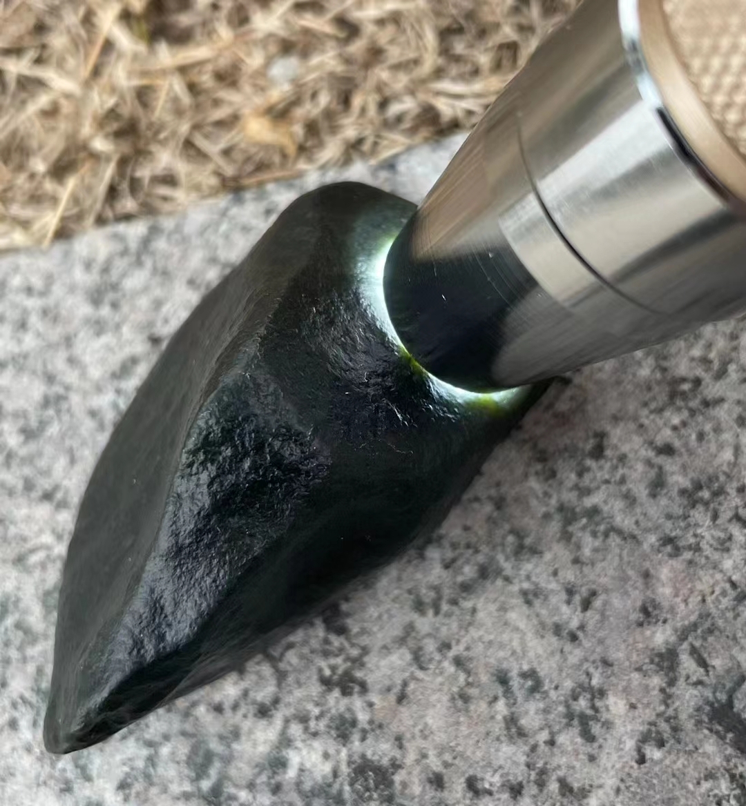 322781 和田玉墨玉碧玉戈壁料