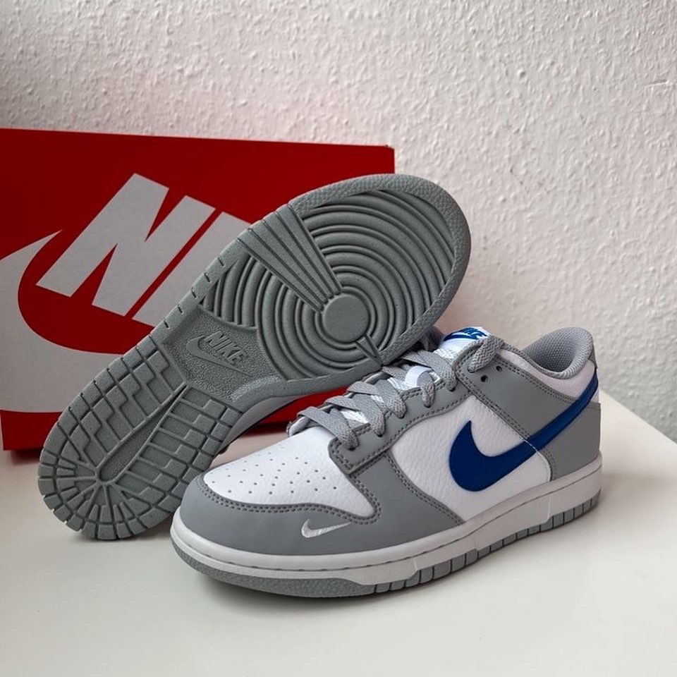 NIKE DUNK LOW GS 藍灰 寶藍 白 刺繡 小勾 大童鞋 / 預購
