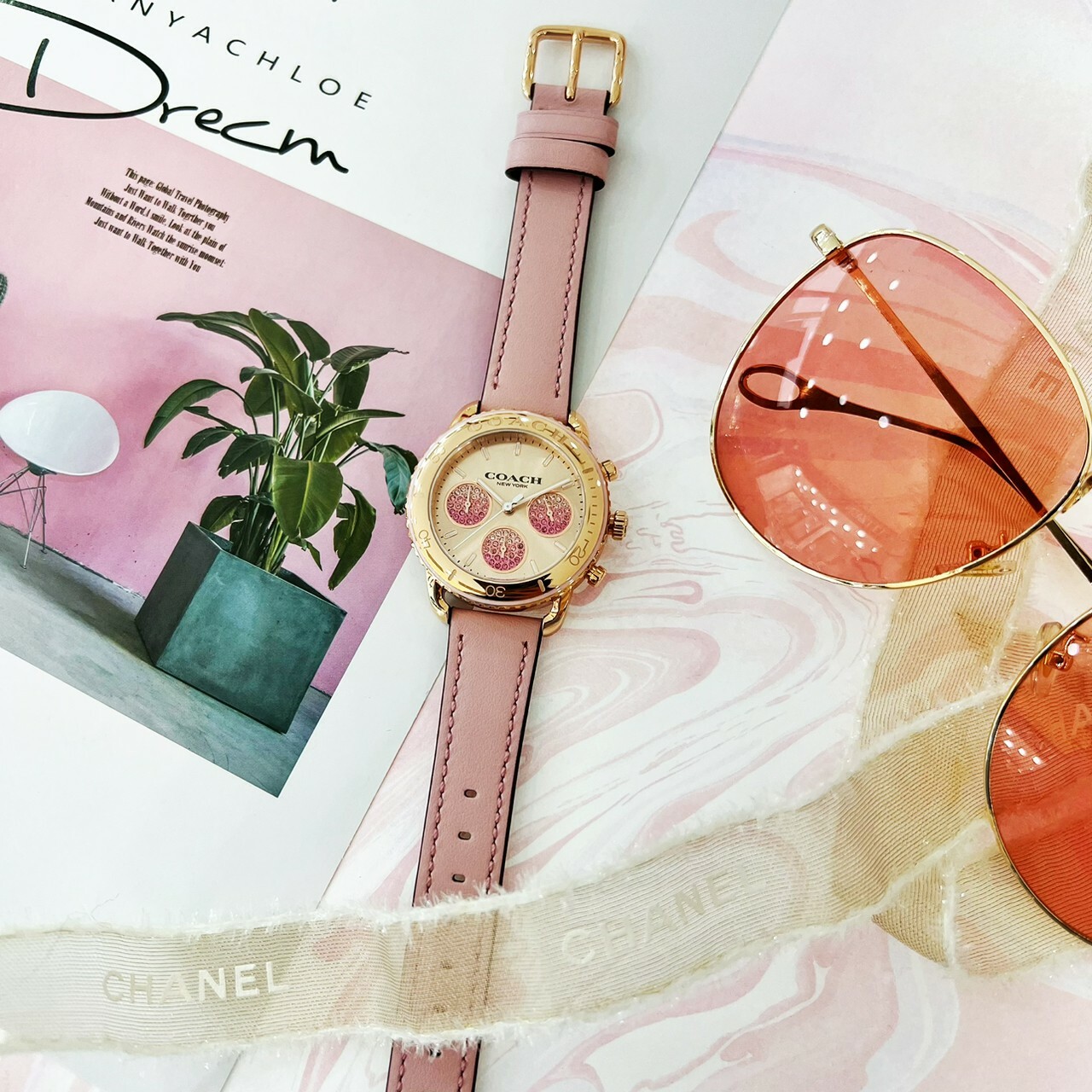 【COACH】Cruiser 粉彩晶鑽計時皮帶女錶 CO14504123 37mm 現代鐘錶