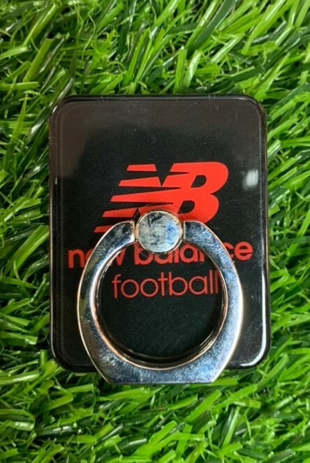 NEW BALANCE PHONE FINGER RING
