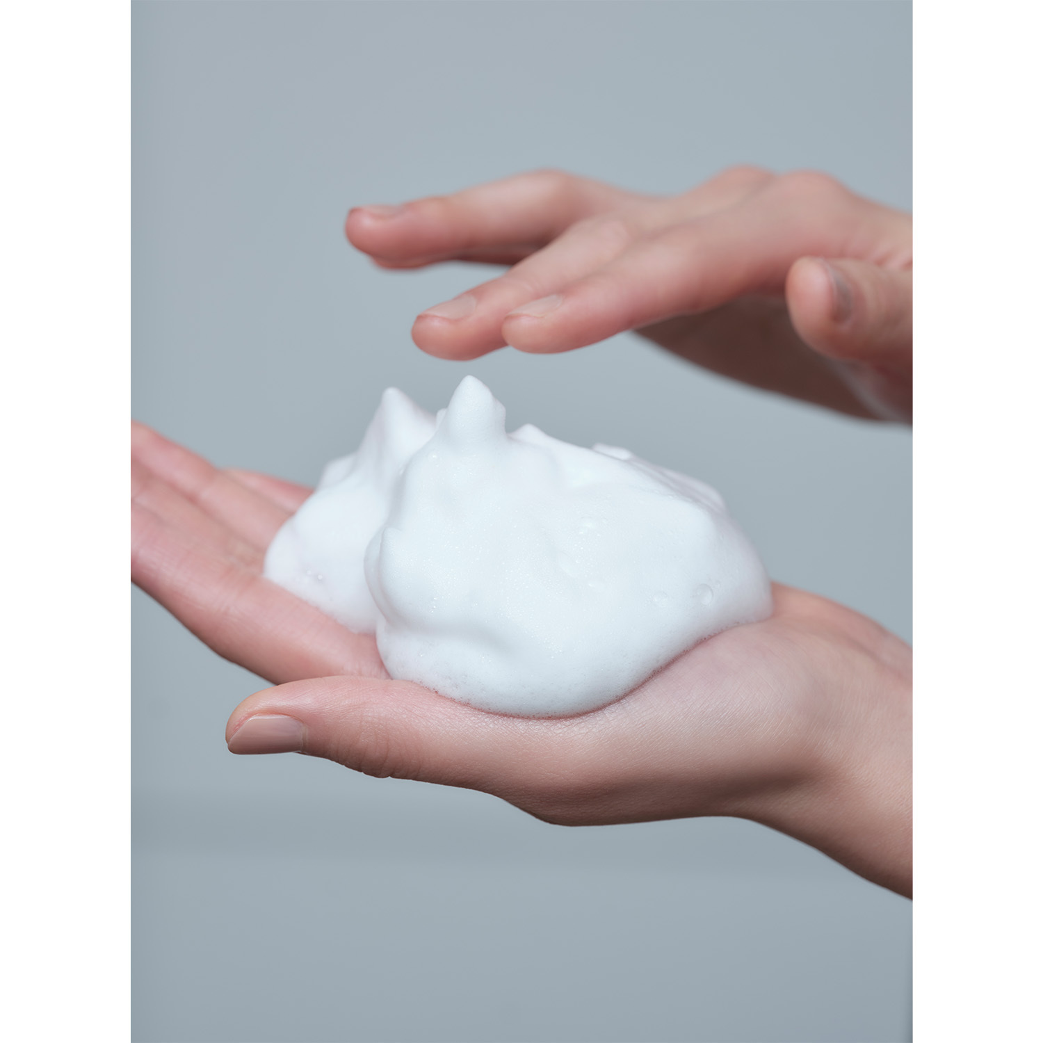 SUQQU Gentle Whip Wash 輕柔潔淨潔面泡 130g