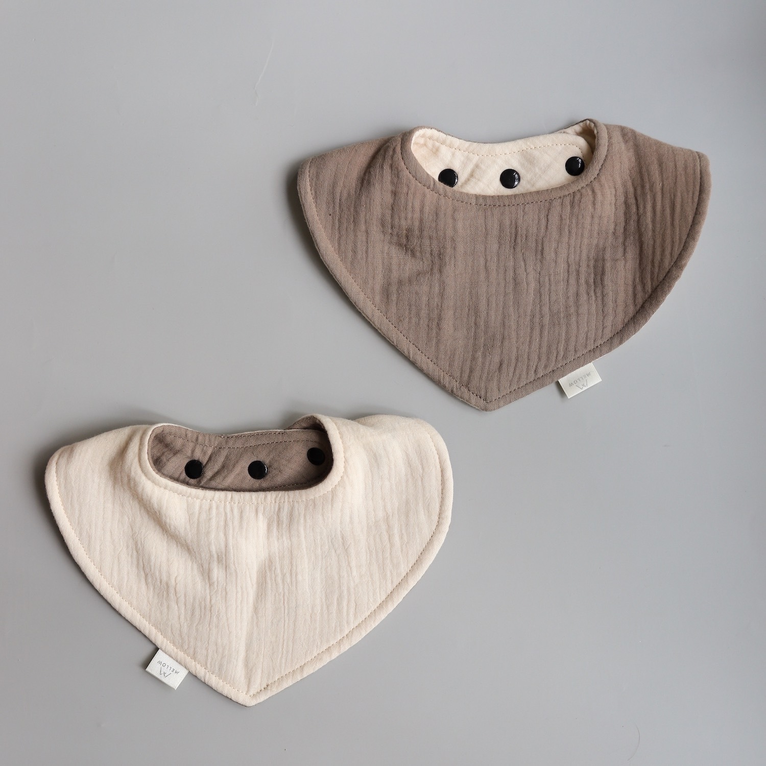 口水肩 - 杏&啡色