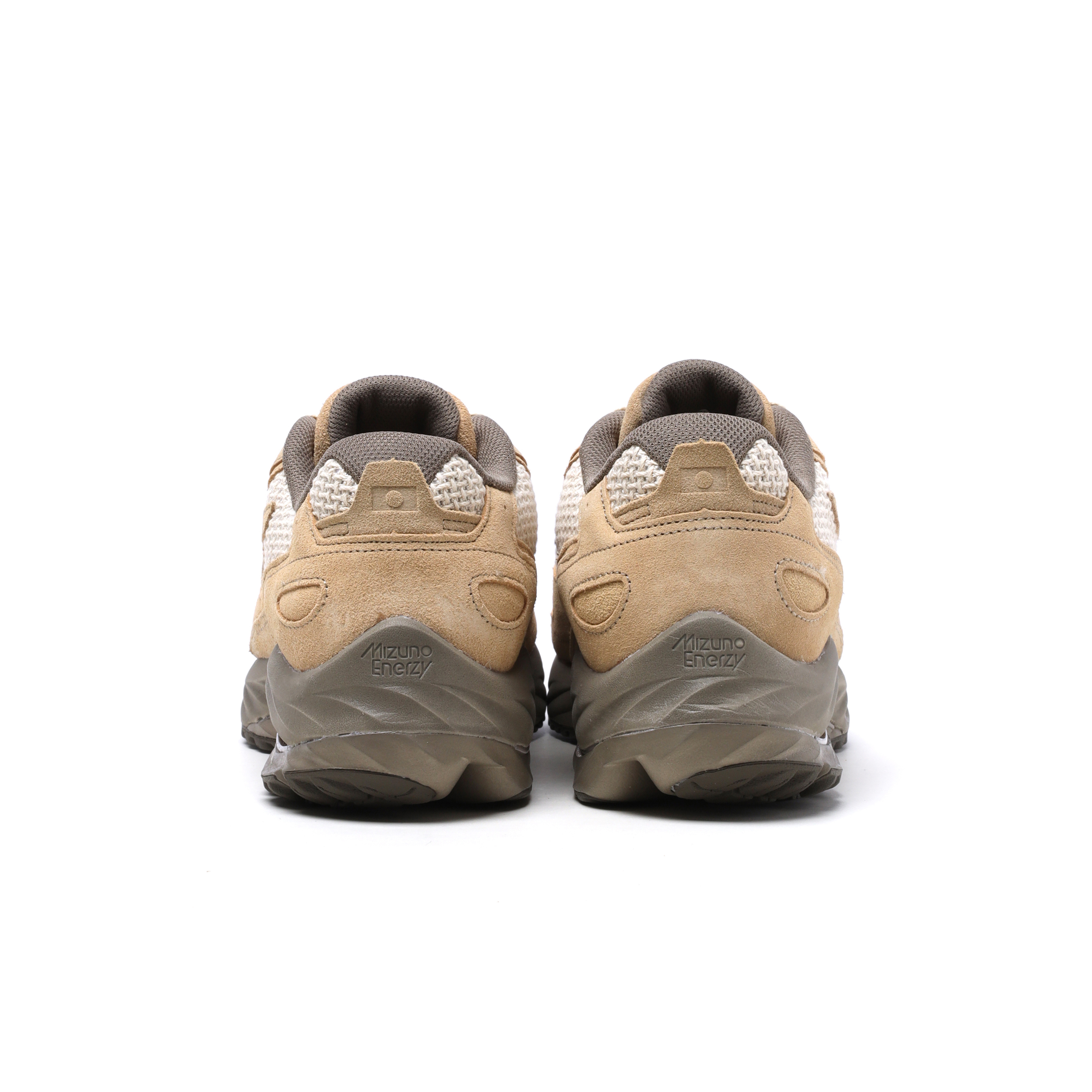 MIZUNO . SPORTSTYLE | WAVE RIDER BETA x BEAMS (D1GD232801)*