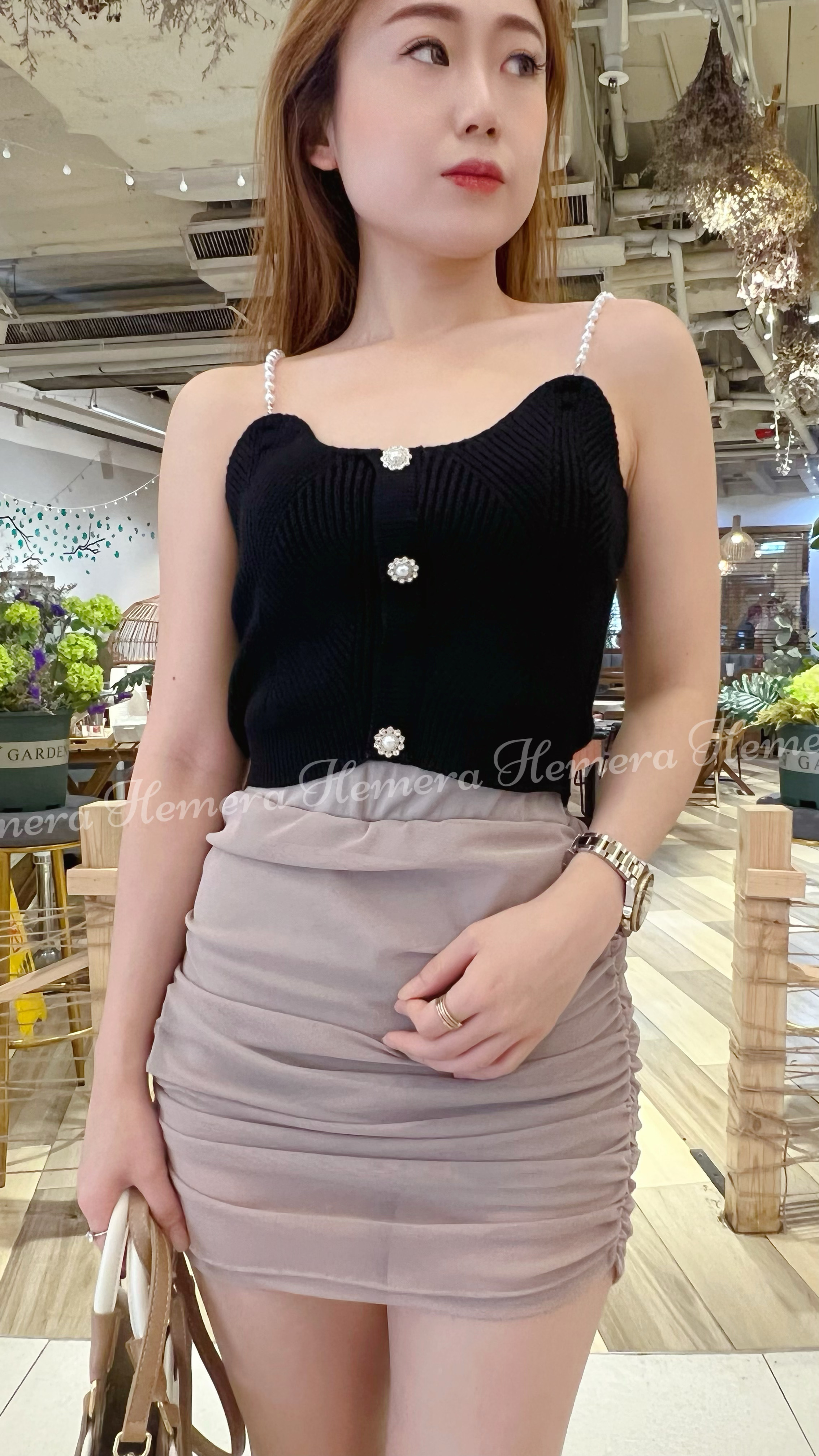 TP23W0405 針織珠珠鏈閃閃短版上身