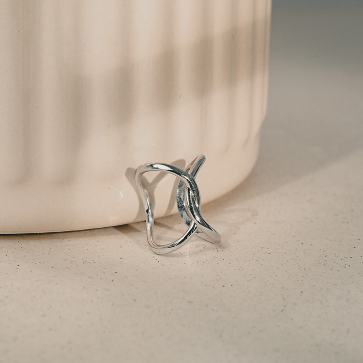 E169 聖瓦倫丁 | 925純銀耳骨夾