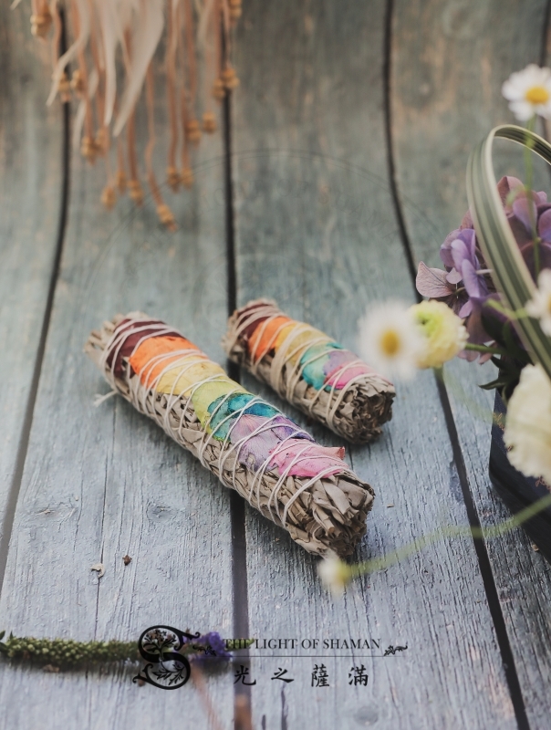 北美淨化聖品 七脈輪（玫瑰花瓣）白鼠尾草捆－光之薩滿
