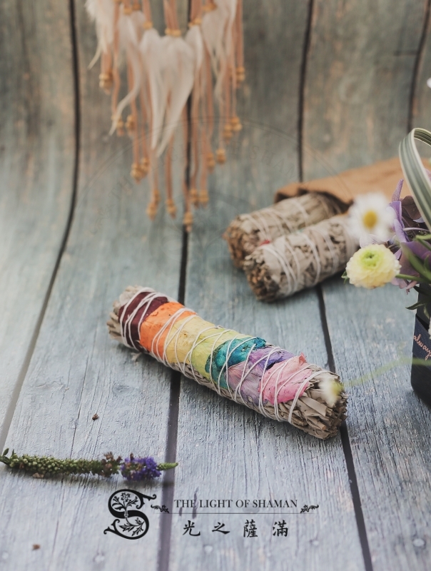 北美淨化聖品 七脈輪（玫瑰花瓣）白鼠尾草捆－光之薩滿
