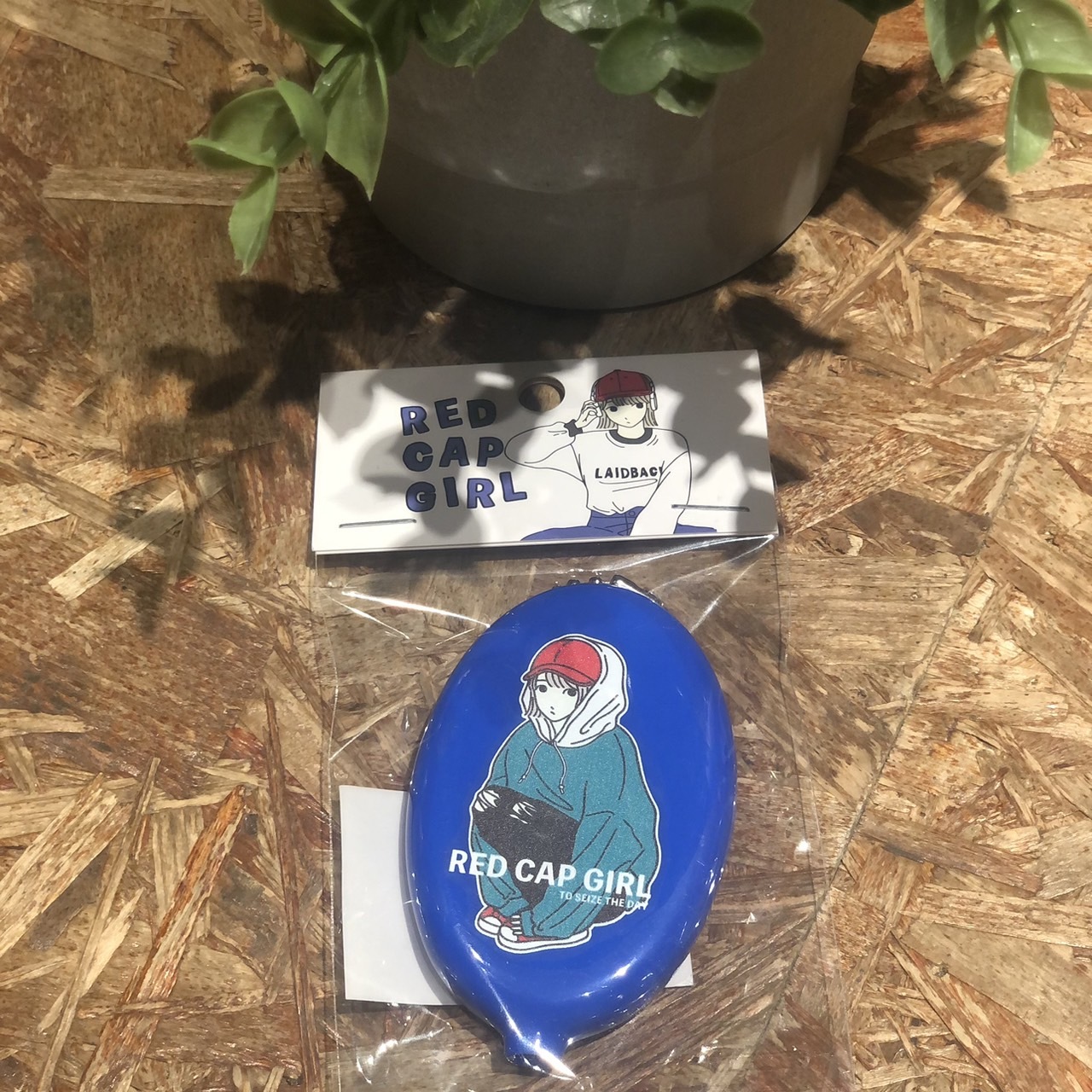 Red Cap Girl 零錢包吊飾 23612