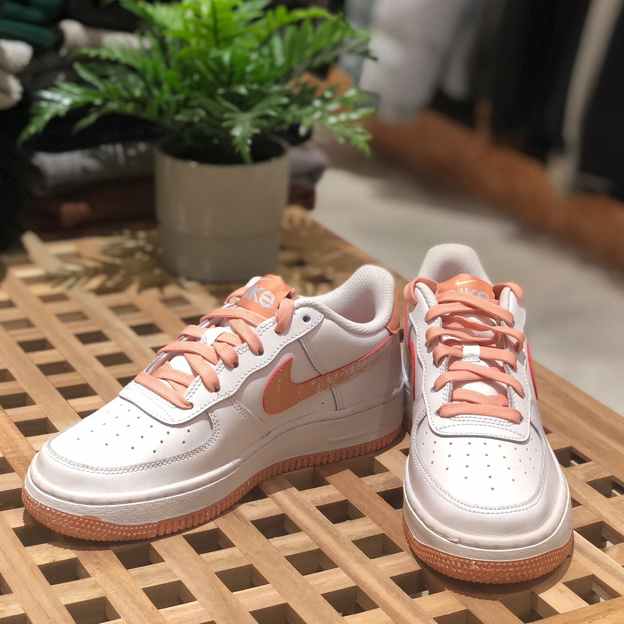 Nike Air Force 1 Lv8 (GS) 大童款 白蜜桃粉 雪花漸層 彩虹 DM0985 100