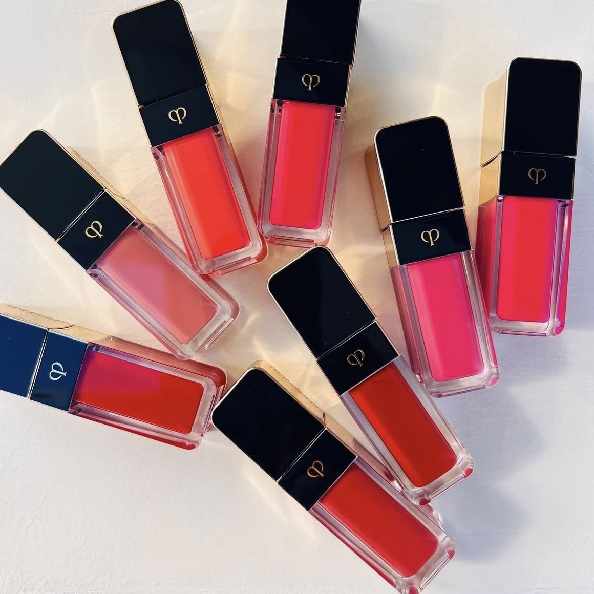 Cle de Peau Beaute Cream Rouge Shine / ROUGE CRÈME BRILLANT 盈亮潤澤唇釉