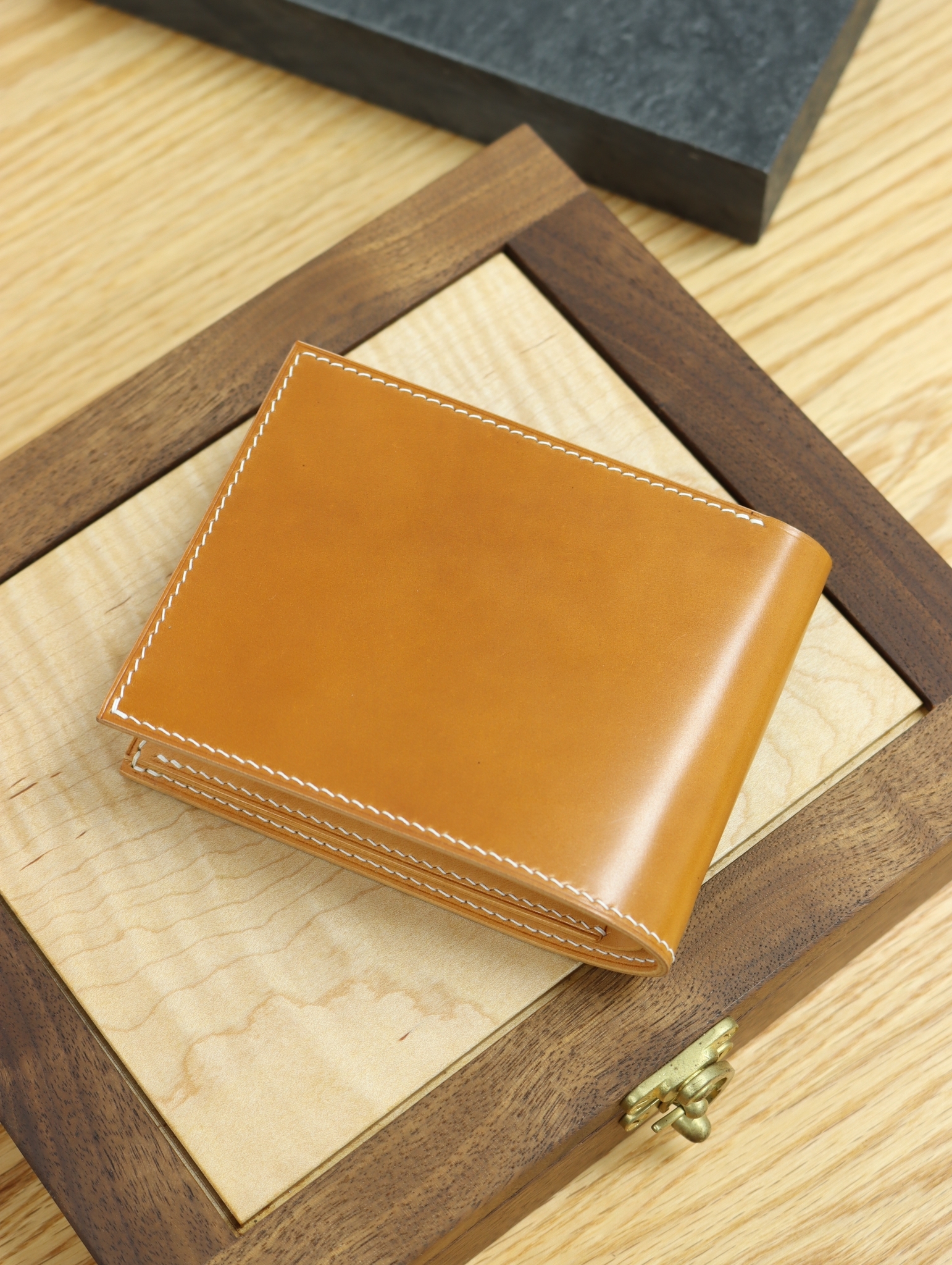 訂製] 日本新禧馬臀皮短銀包6卡1相2暗格1紙幣Tan