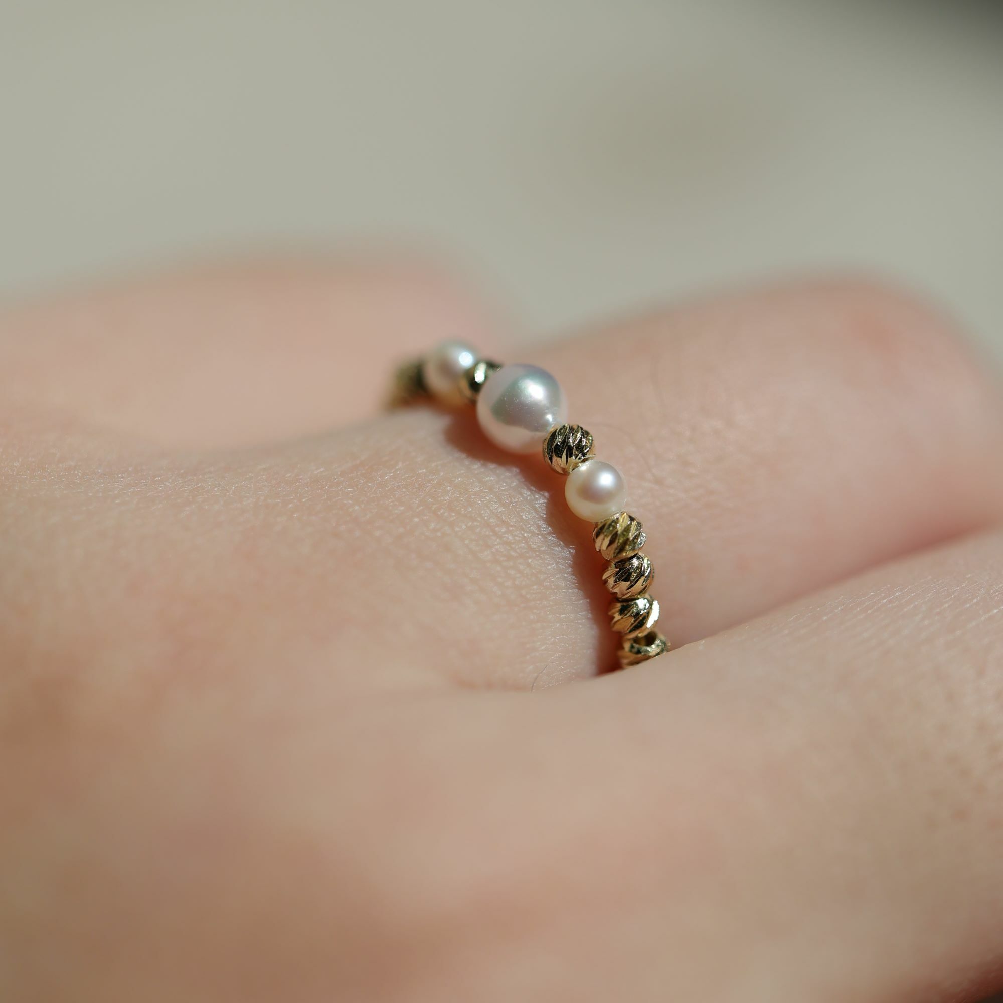 三珠BABY AKOYA 扭紋小金珠戒指（產品編號：RP002）