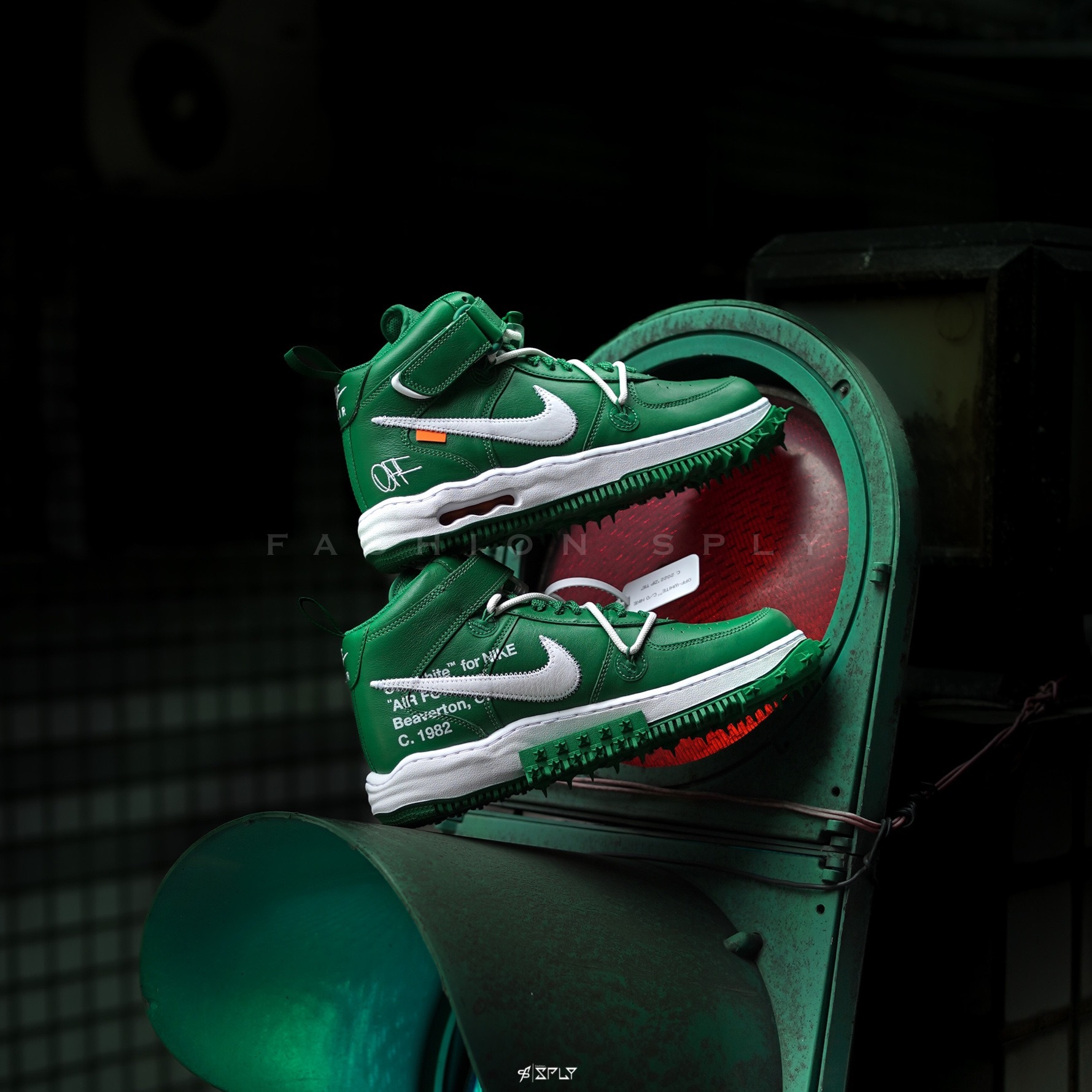 Off‑White x Nike Air Force 1 Mid Pine Green 松樹綠 BV綠 DR0500-300