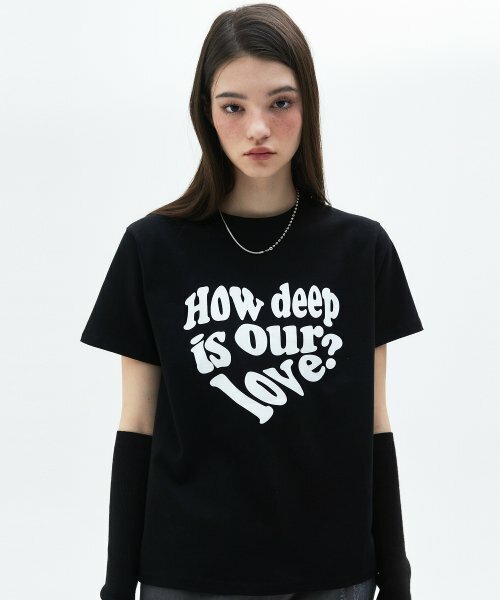 LUVISTRUE CL LUV TEE(BLACK)
