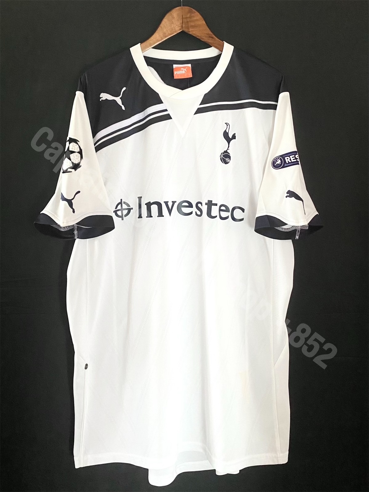 (BNWT) Tottenham Hotspur 2010-2011 UEFA Champions league Puma Home Shirt #11 VAN DER VAART