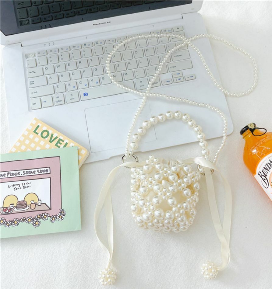 A287BE_SS23_C💛桶形珍珠斜孭袋(pre-order)