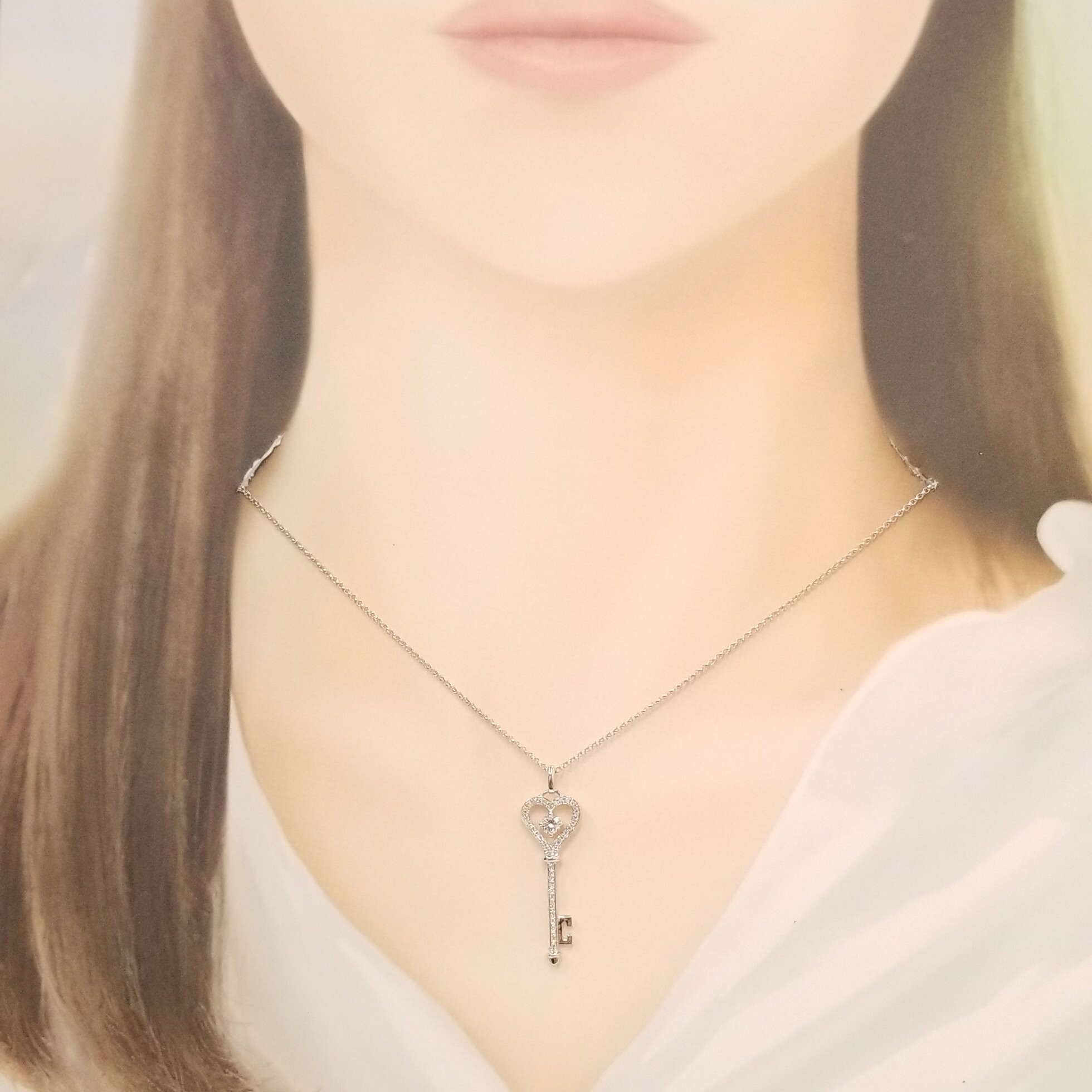 全新18K白金【單粒19份鑽石】配小鑽共9份鑽石吊墜