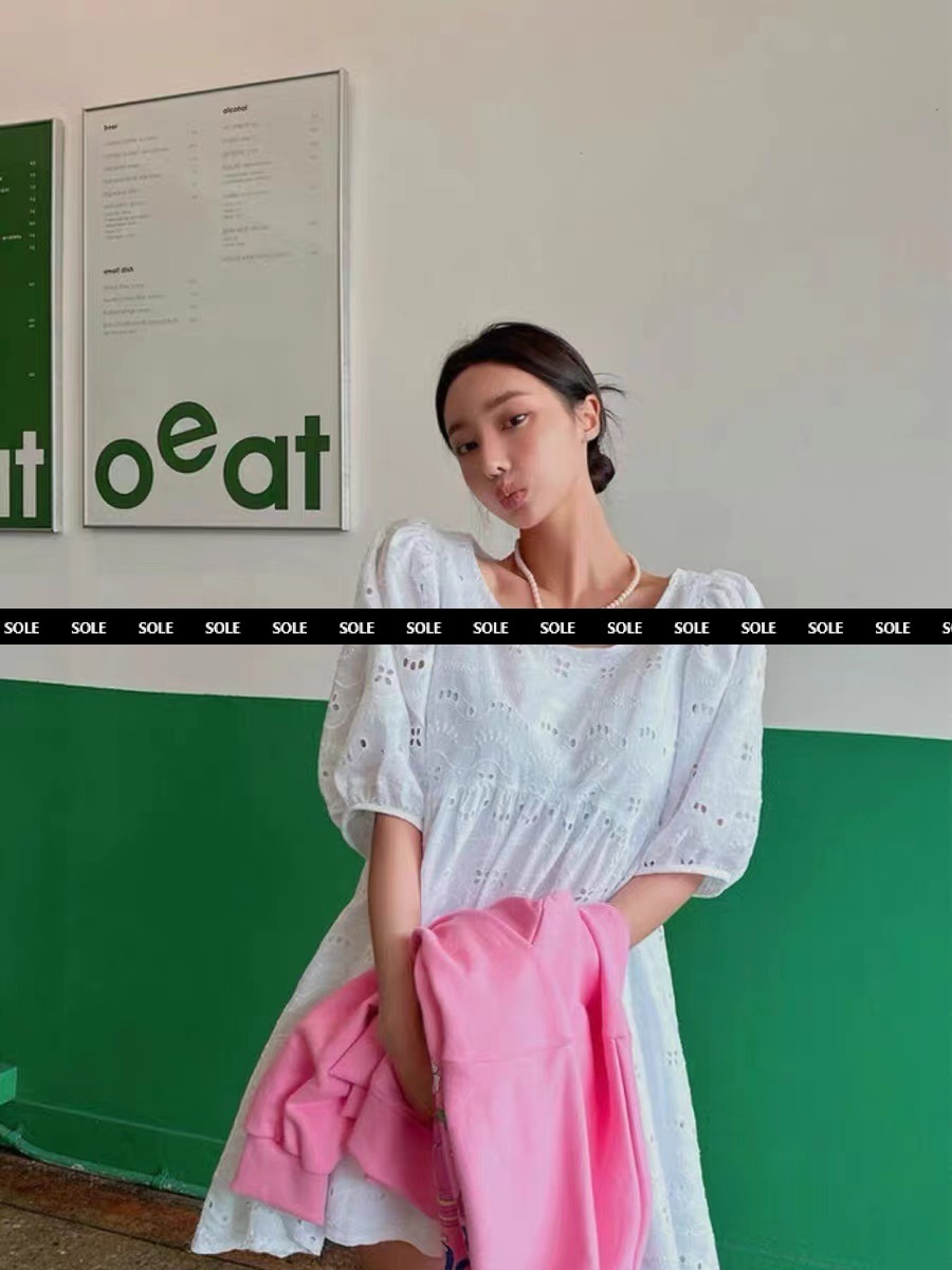 刺繡簍空 棉質娃娃裝(白/綠/黑)