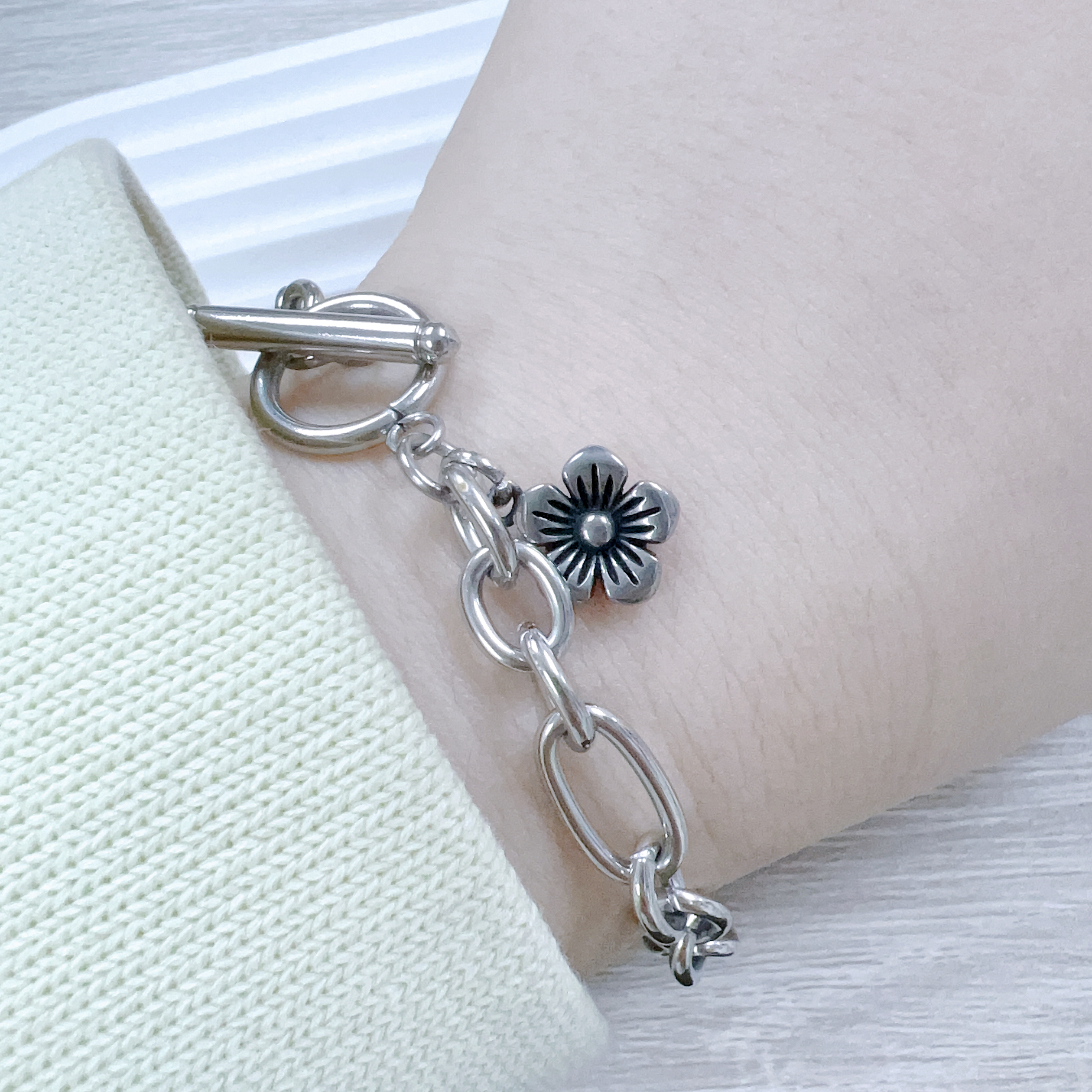 現 貨 | KR SAKURA 圈圈手鏈 6128