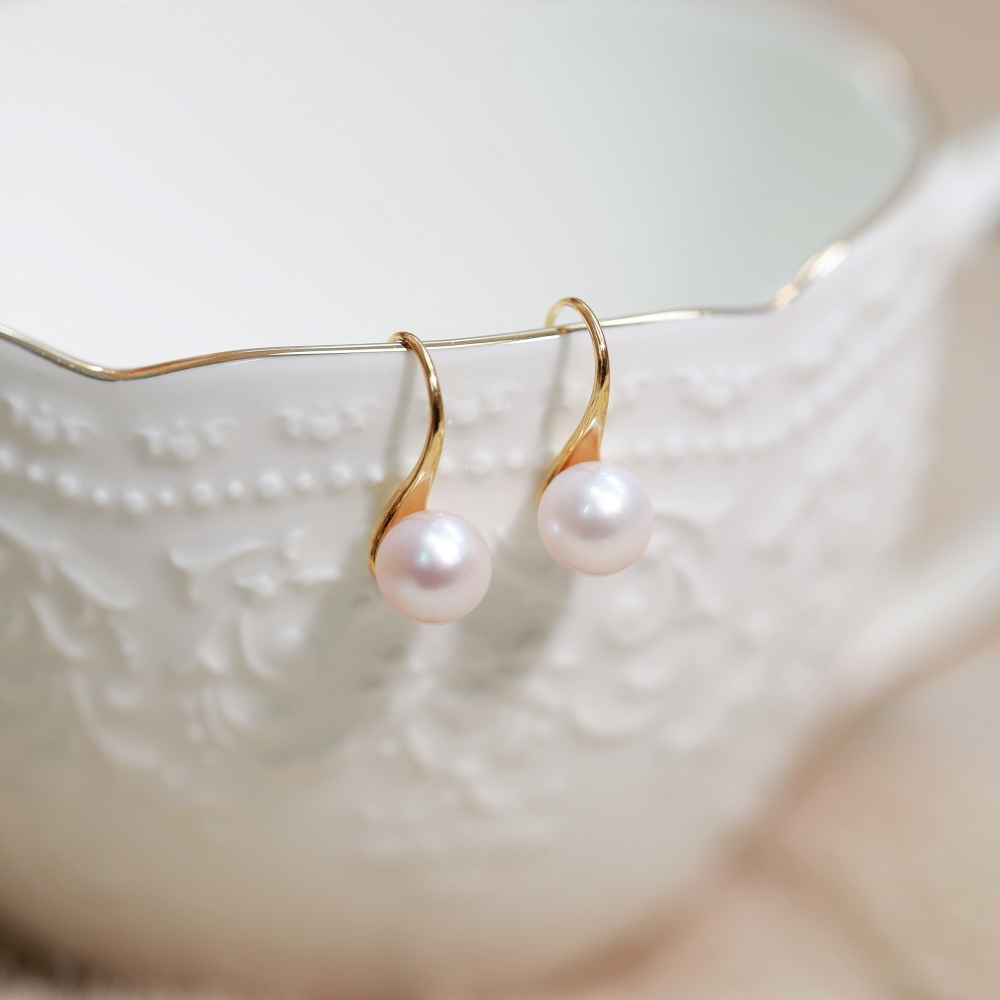 櫻花粉AKOYA珍珠耳勾（產品編號：EP004）