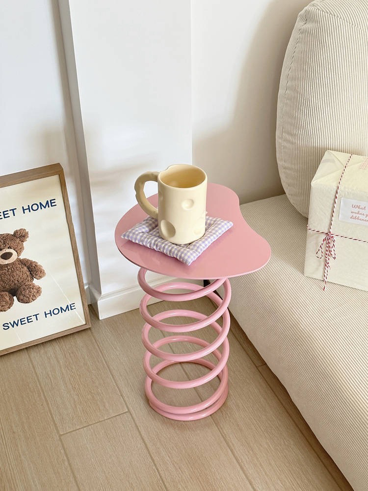 甜美愛心彈簧造型咖啡桌茶几擺件 / 2色