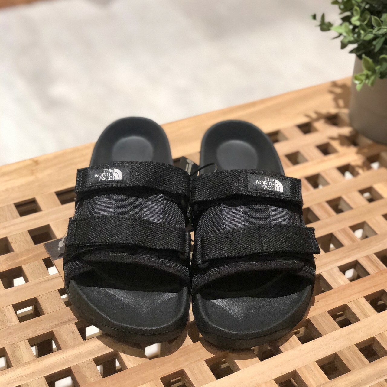 The North Face Woven Slide 魔鬼氈拖鞋NS98P04A