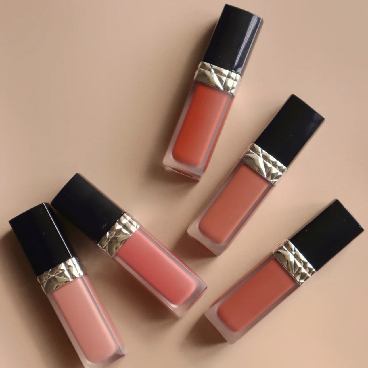 Dior超完美持久唇露