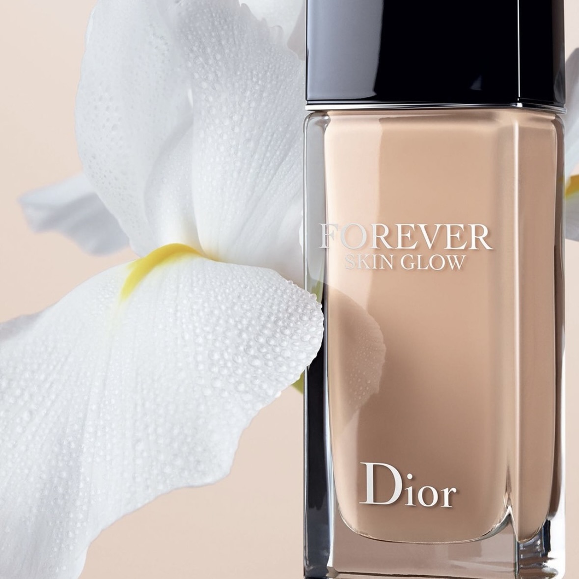 Dior 超完美持久柔光粉底液