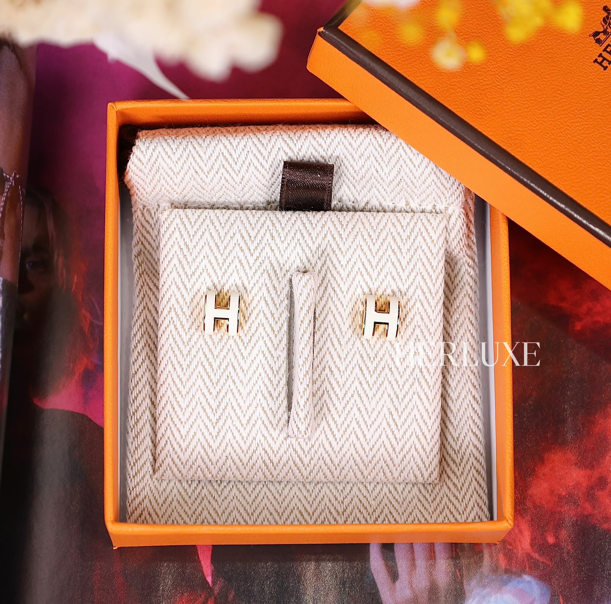 Mini pop H earrings 01 blanc CC