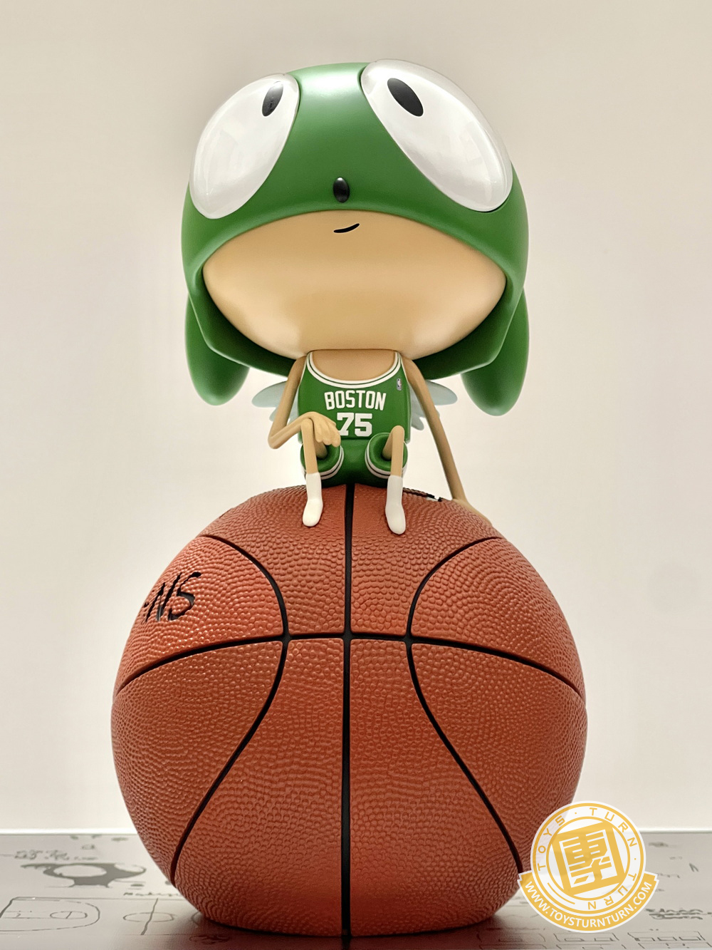 EDGAR PLANS X NBA 75th 周年記念 塞爾特人 湖人 35CM Sculpture Green
