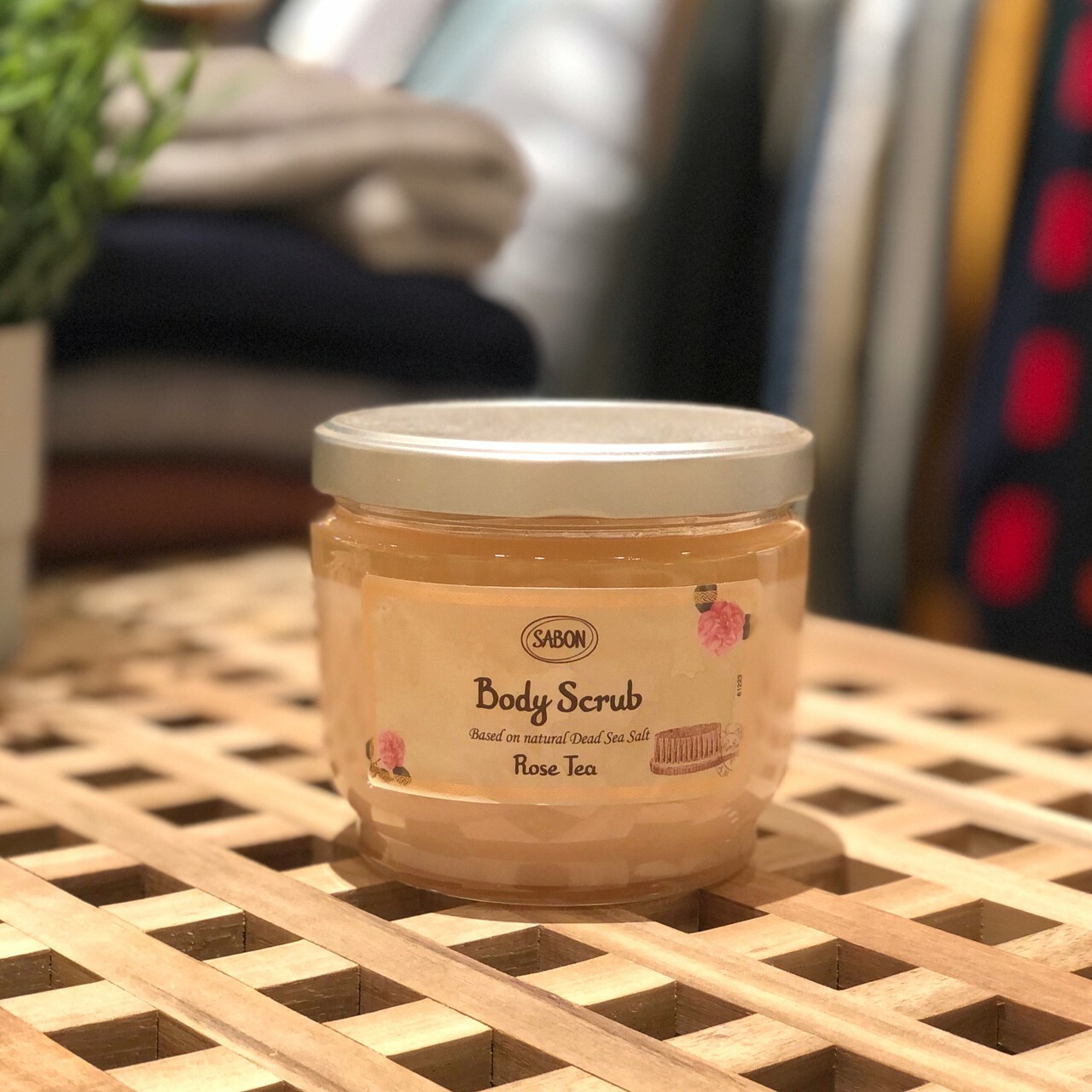 SABON 玫瑰茶語身體磨砂膏 身體保養