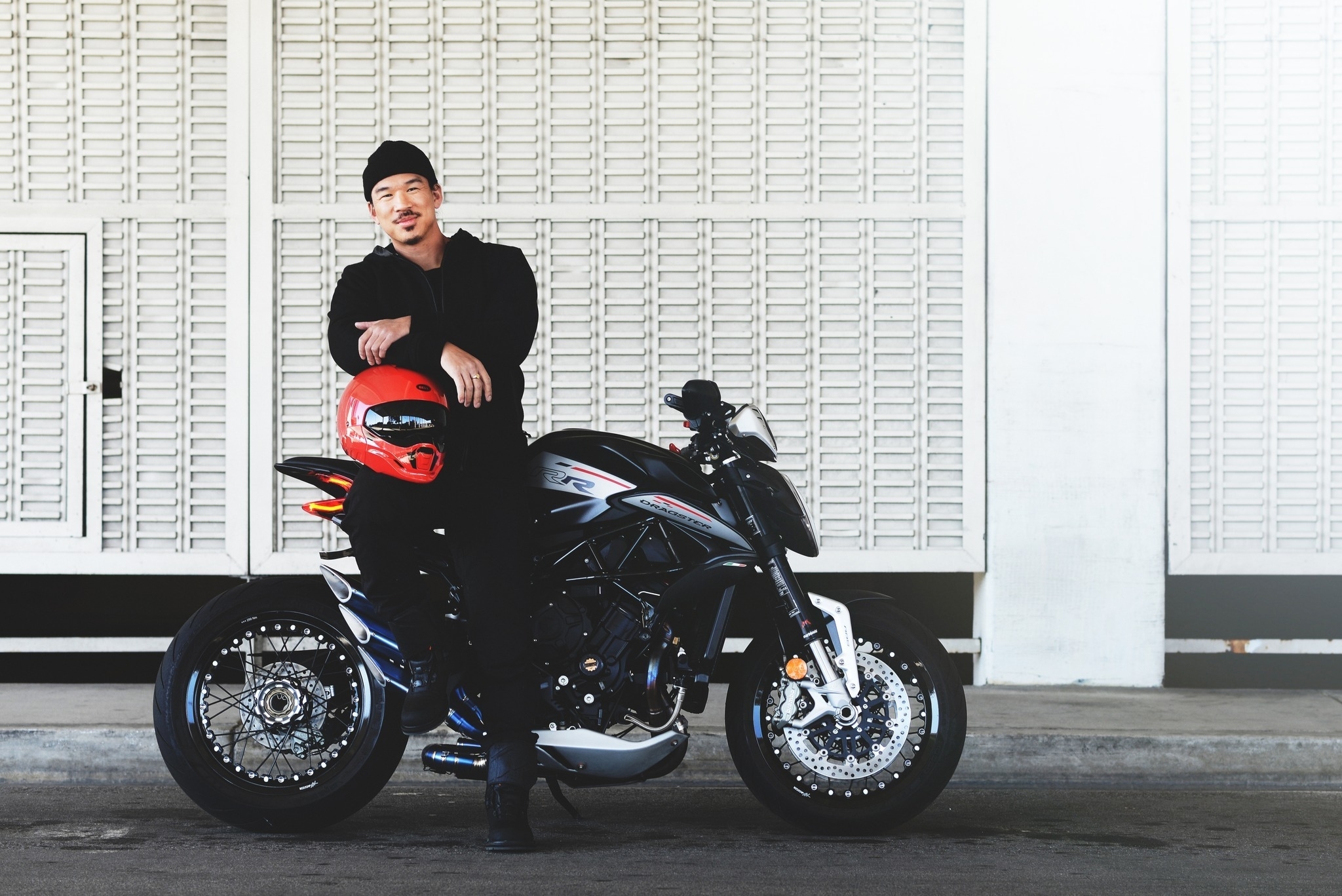 BELL BROOZER DUPLET GLOSS RED 夏亞彗星 多功能帽