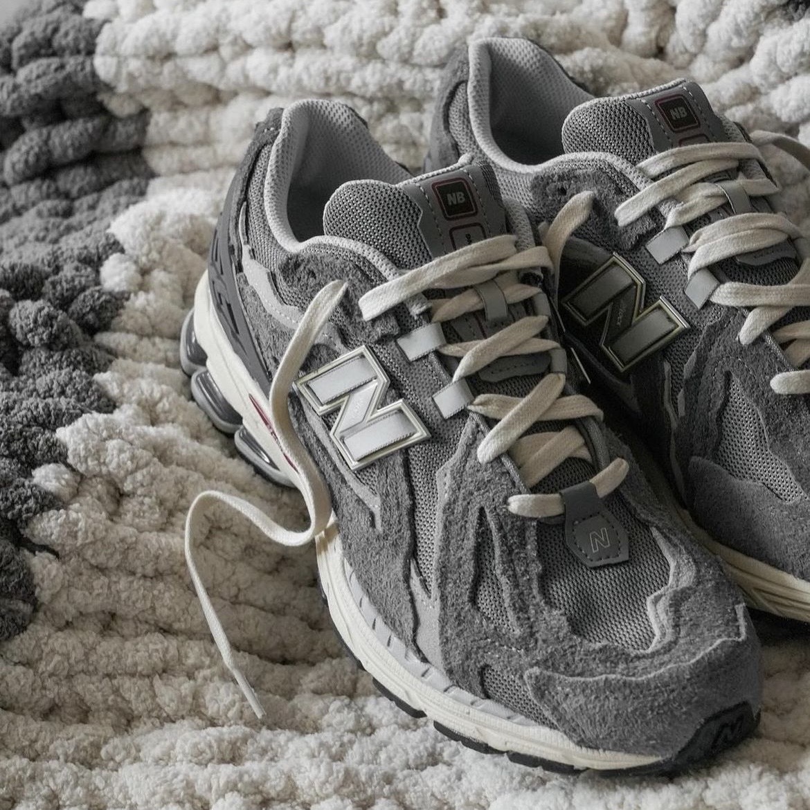 【代購】New Balance M1906DA Harbor Grey 城堡灰 解構