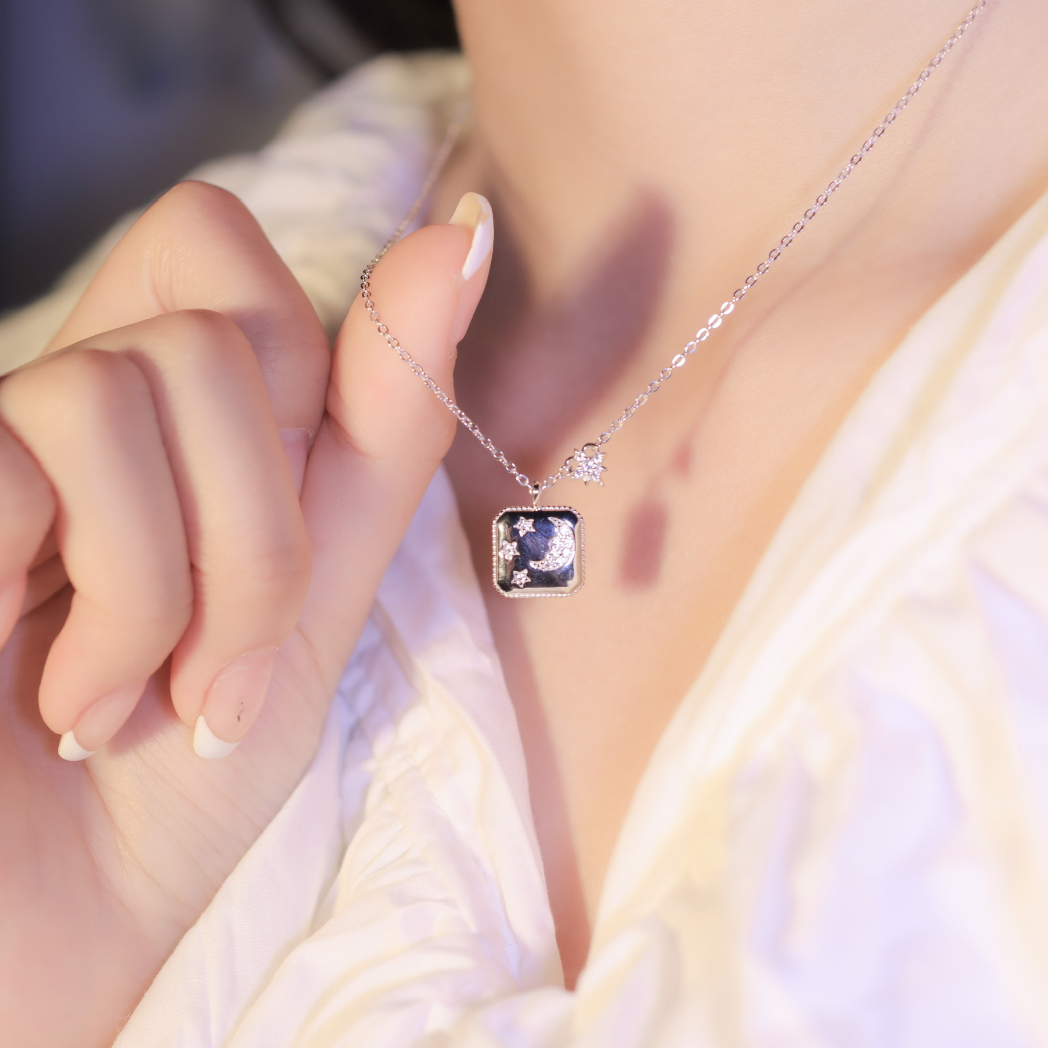 | 925銀丨銀河郵票項鍊 | NE0306 |