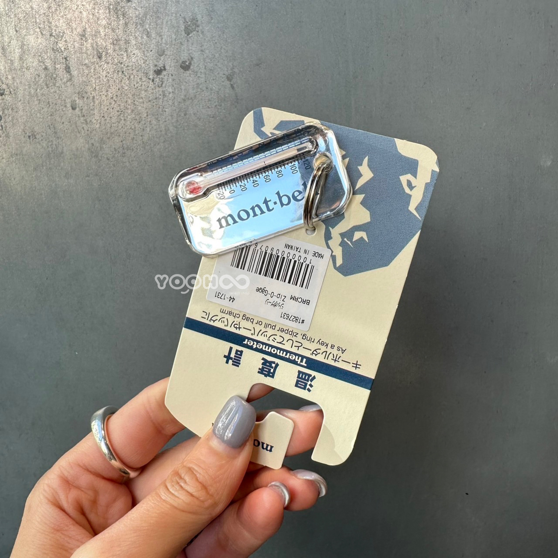 預購┃日本 mont-bell 白色 液態感 溫度計 鑰匙圈 吊飾 🌡️
