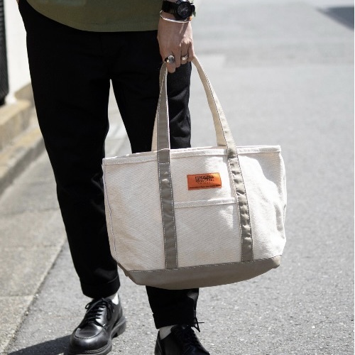 Universal Overall Tote Bag Size M