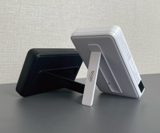 Blac MagSafe 磁吸無線行動電源 自帶支架