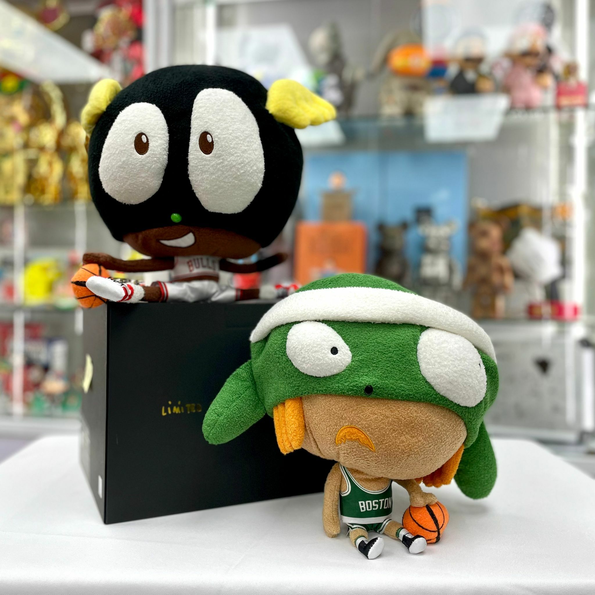 (SET A)Set of 2 Edgar Plans x NBA 75th Bulls & Boston Plush Doll (Limited Edition)