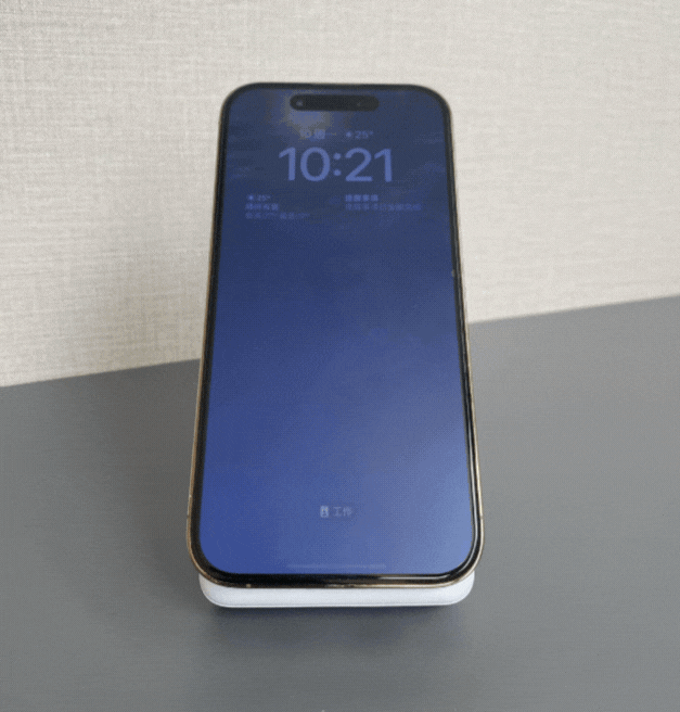 Blac MagSafe 磁吸無線行動電源 支架直式站立 iPhone直擺