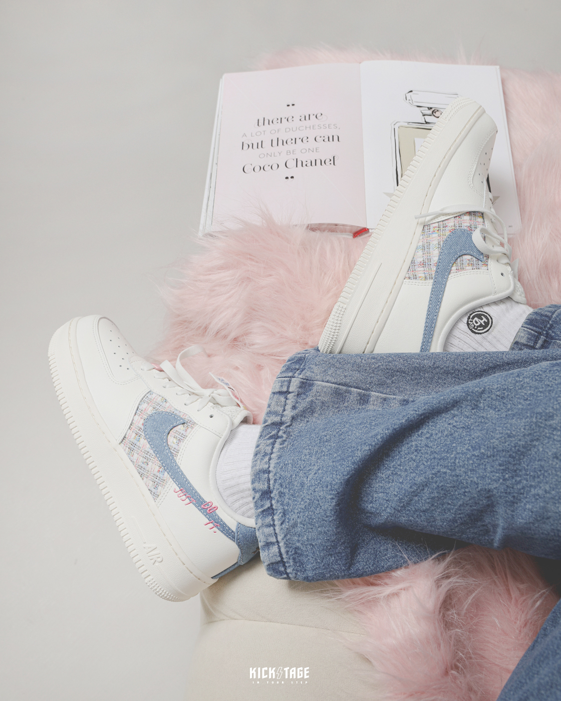 女鞋 NIKE W AIR FORCE 1 " JUST DO IT " 粉藍牛仔 小香風 混色編織 丹寧勾 刺繡標語 復古 AF1【FJ7740-141】