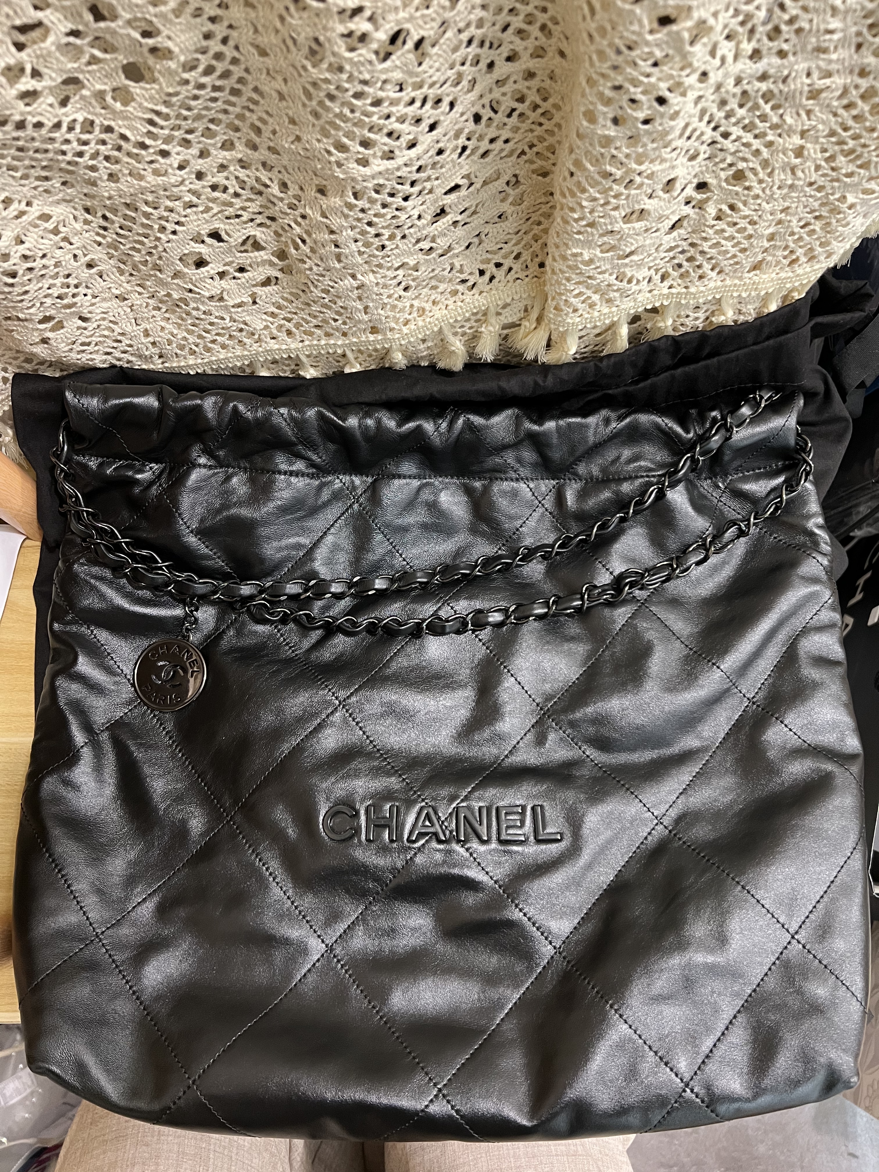 Chanel 22 Bag Small (So Black)