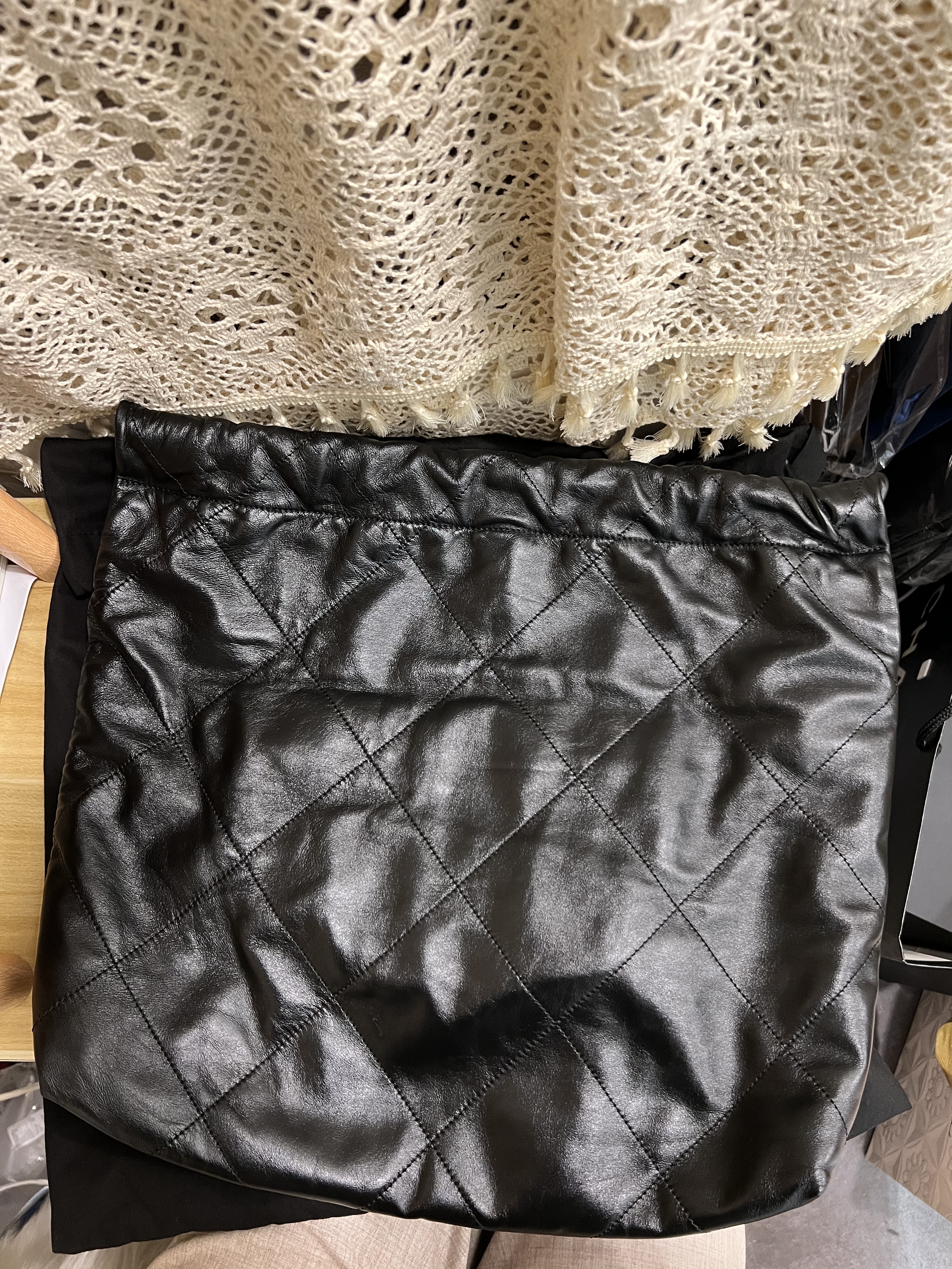 Chanel 22 Bag Small (So Black)