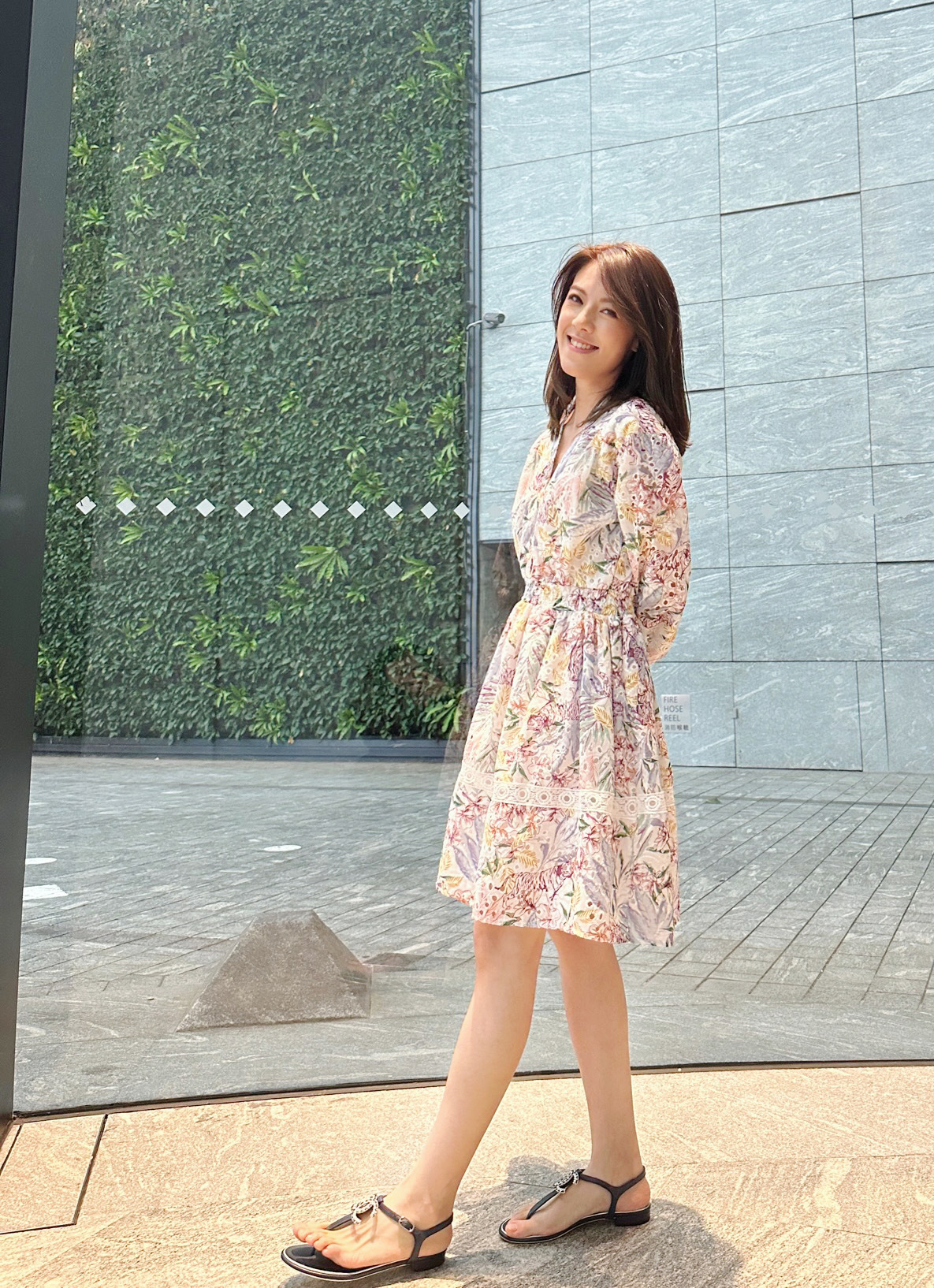 Lace Trim Floral Print Mini Dress_DS234L08