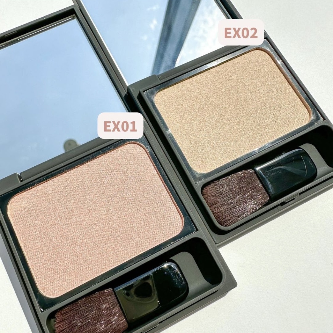 [限定] OSAJI Nuance Blush 高光胭脂連工具掃 7g